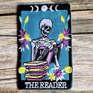 The Reader Skull Gothic Book Worm Nerd Tarot Iron on Patch.